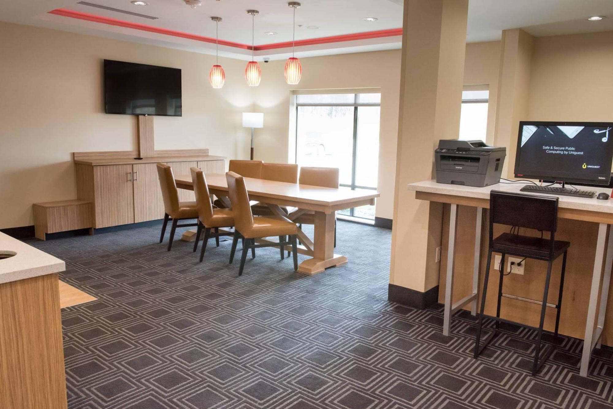 Towneplace Suites By Marriott Battle Creek Exterior foto
