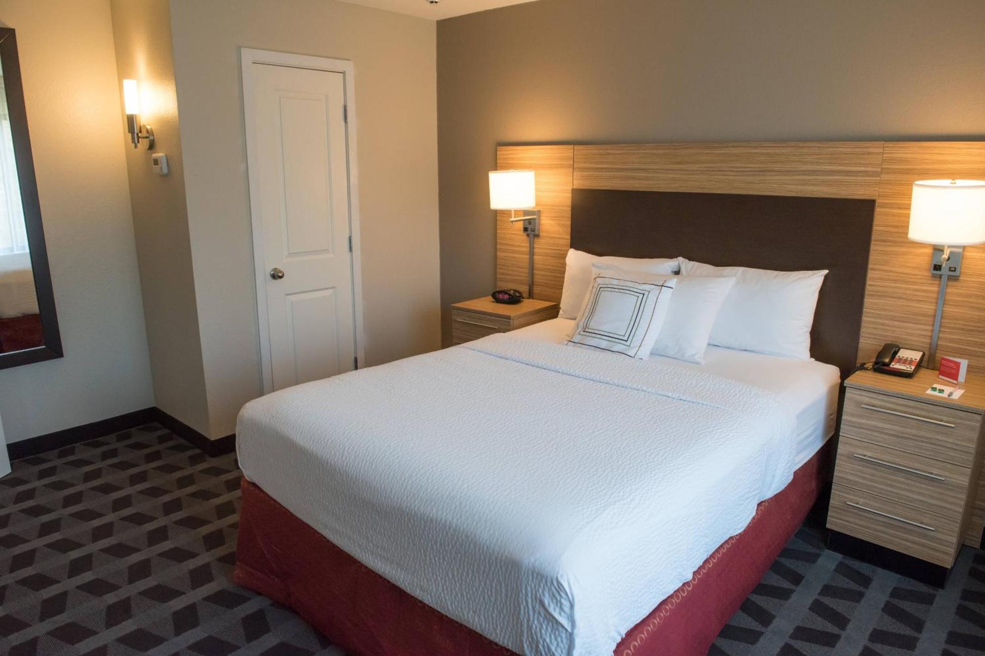 Towneplace Suites By Marriott Battle Creek Exterior foto