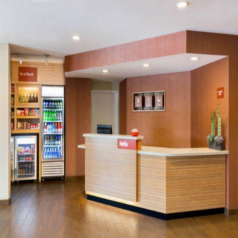 Towneplace Suites By Marriott Battle Creek Exterior foto